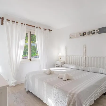 Gorgeous Renovated Cala Sant Vicenc Villa Cala San Vicente (Mallorca)