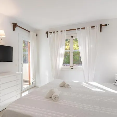 Gorgeous Renovated Cala Sant Vicenc Villa