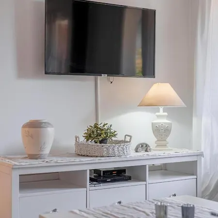 Villa Gorgeous Renovated Cala Sant Vicenc *