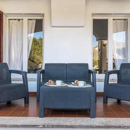 Gorgeous Renovated Cala Sant Vicenc Villa *