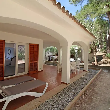 Gorgeous Renovated Cala Sant Vicenc *